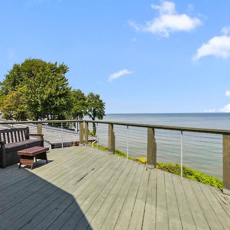 Sunset Haven - Lakeside Retreat In Gotl Geneva Exterior photo